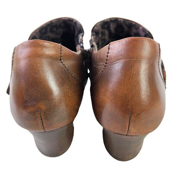 Born Nova Womens Brown Chunky Heel Comfort Shoes Booties Side Buckle Leather 6.5 - Picture 11 of 16